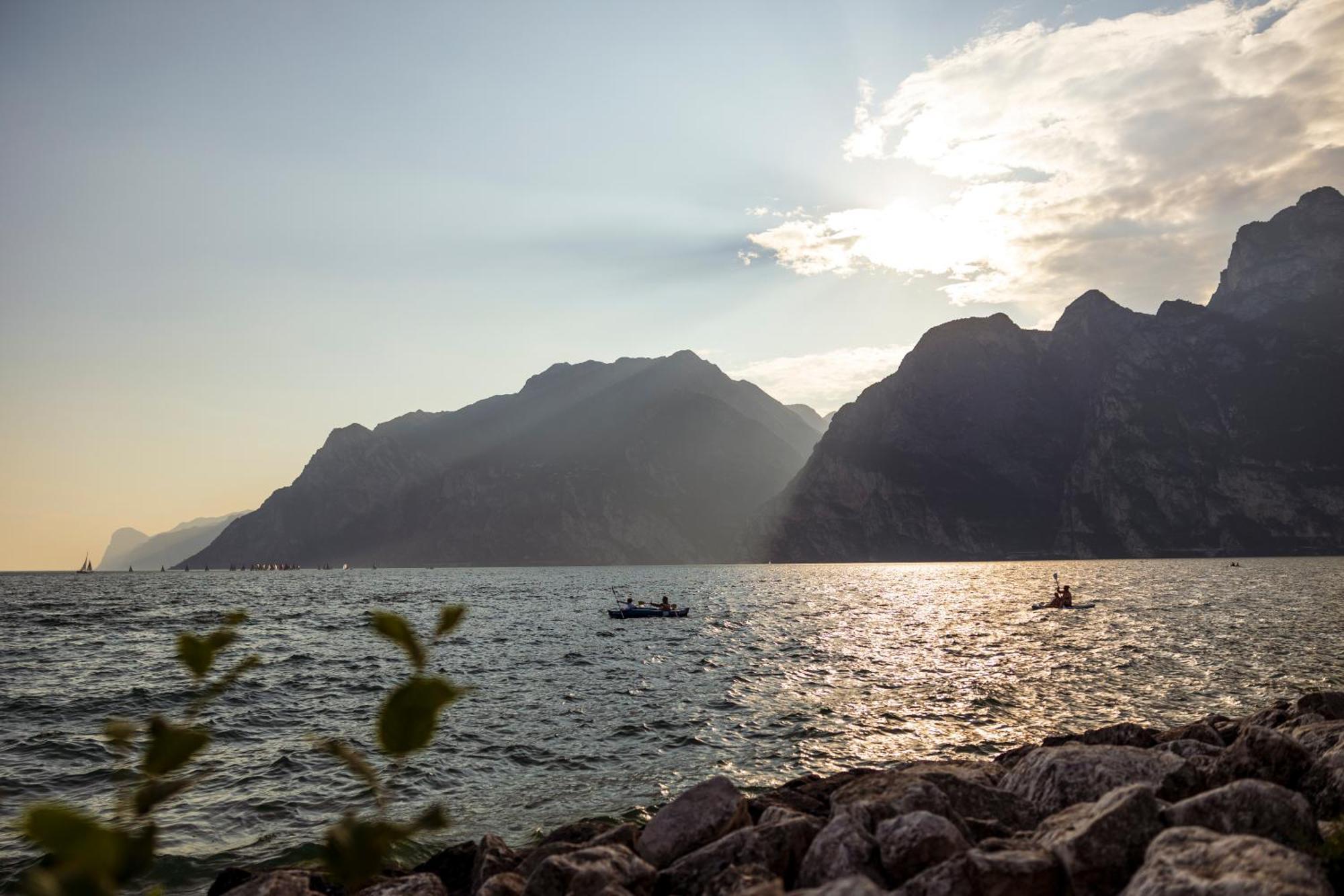 Hotel Holiday Sport&Relax Torbole Sul Garda Exterior foto